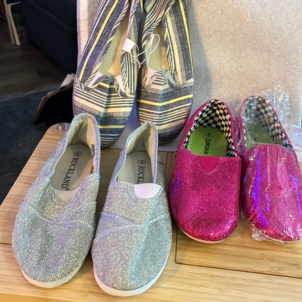 Three pairs of shoes, size 8, never worn, new